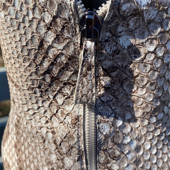 Boots - Picture 10 of 17